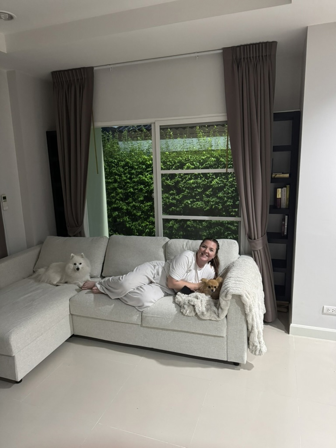 Vi endte opp med å kjøpe samme sofa som vi hadde i leiligheten vår i Oslo