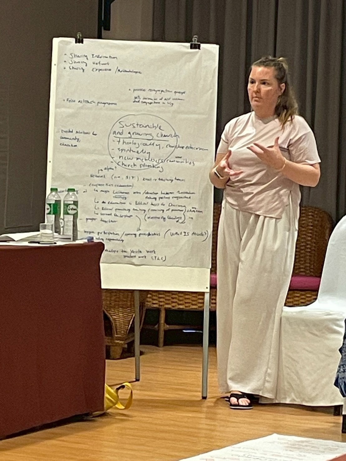 Malene presenterer under LMT Retreat