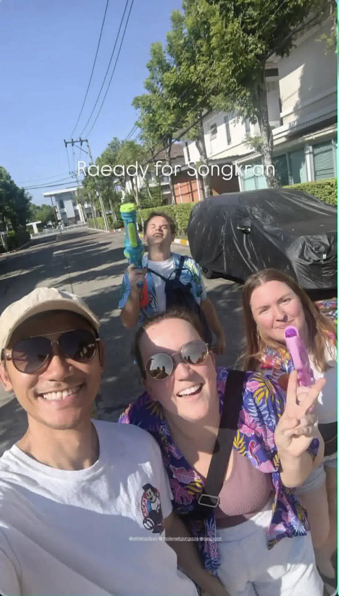 Feirer Songkran med Elin og Aleng